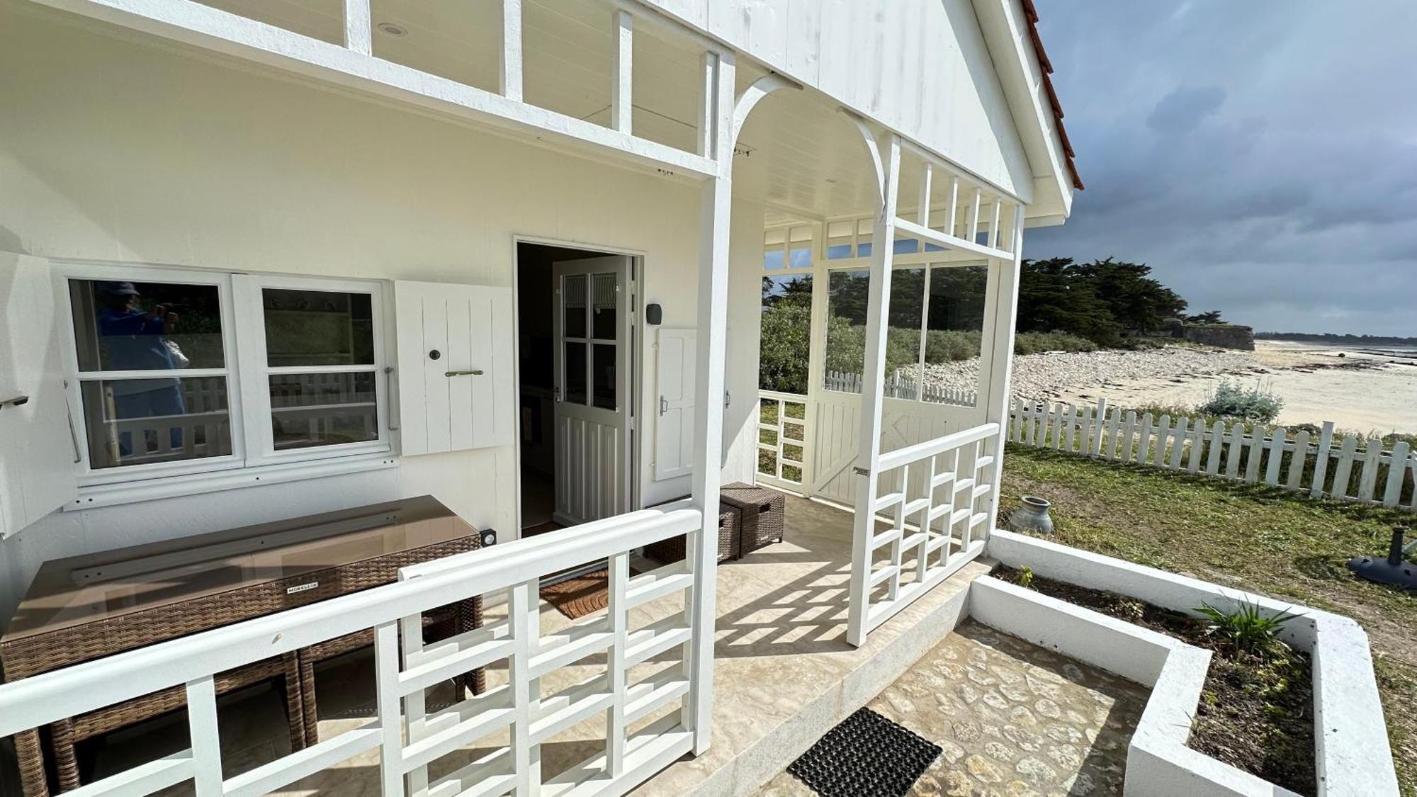 Maison Sur La Plage Avec Vue Mer Panoramique Le Martray Exterior photo